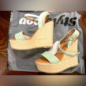 SHEIN Wedges🩵